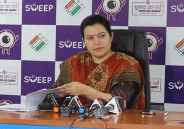 झारखंड में ईवीएम पर वोट पड़ने के पहले 20,679 लोगों ने कर दिया मतदान